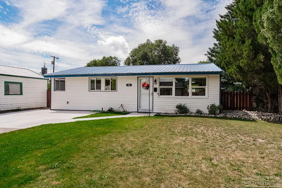 685 James Place, Idaho Falls, ID 83401 - #3