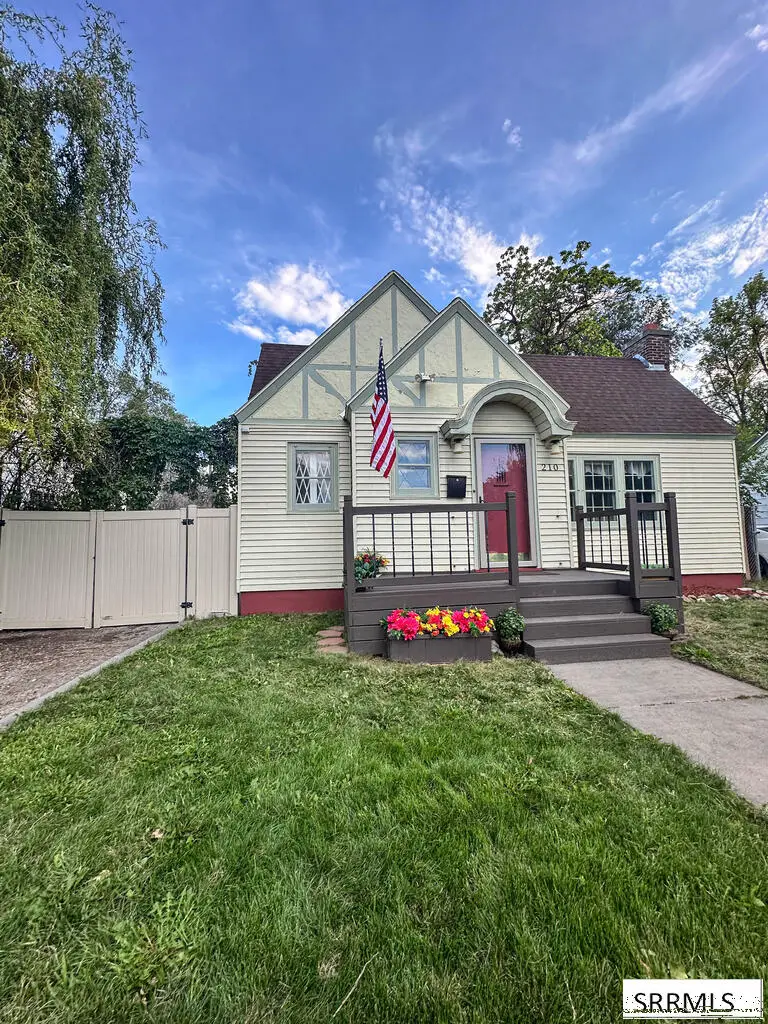 210 13th Street, Idaho Falls, ID 83404 - #2