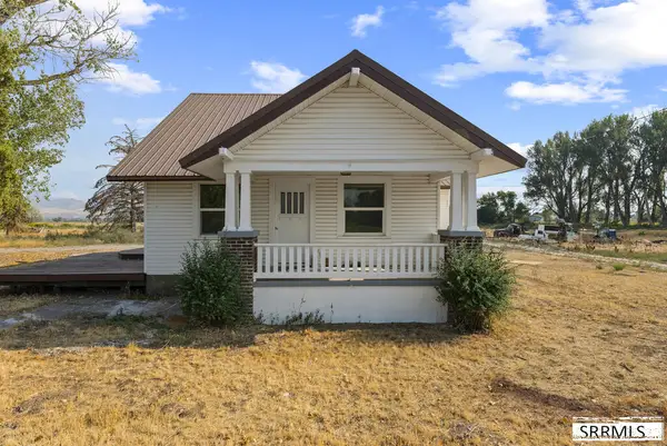 372 73rd S, IDAHO FALLS, ID 83404