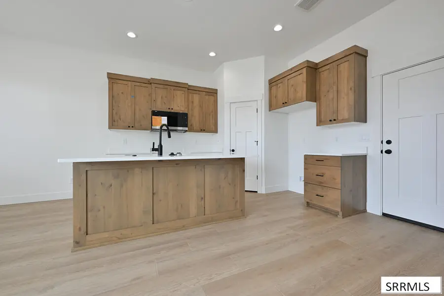 3073 Elixir Road, Ammon, ID 83406 - #3