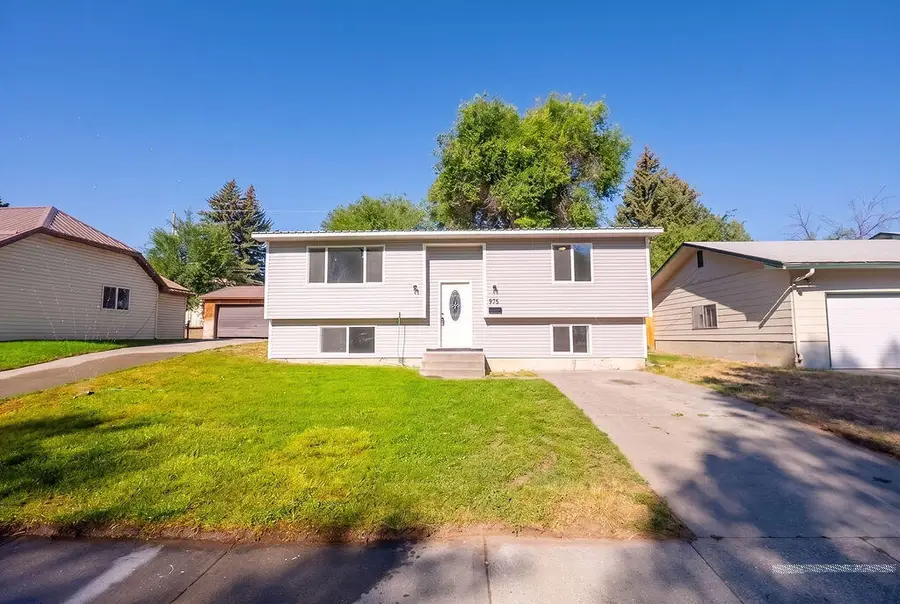 975 Blaine Avenue, Idaho Falls, ID 83402 - #2