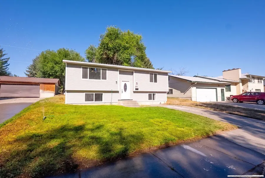 975 Blaine Avenue, Idaho Falls, ID 83402 - #3