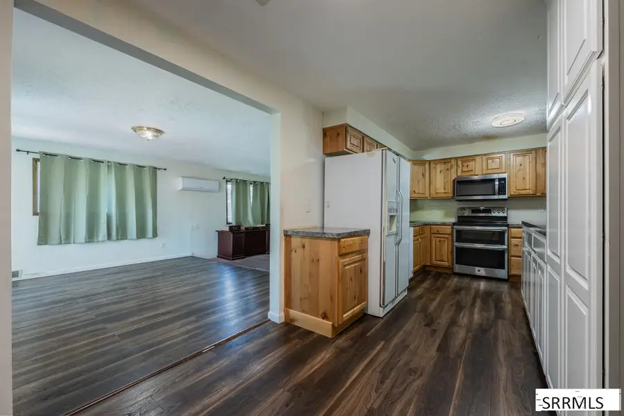 385 Berrett Avenue, Shelley, ID 83274 - #3