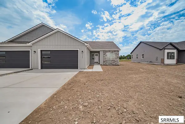 445 East River Ln, IDAHO FALLS, ID 83402