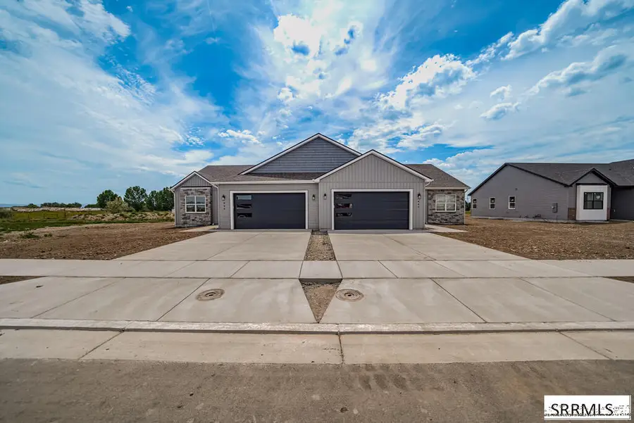 435 East River Ln, Idaho Falls, ID 83402 - #3