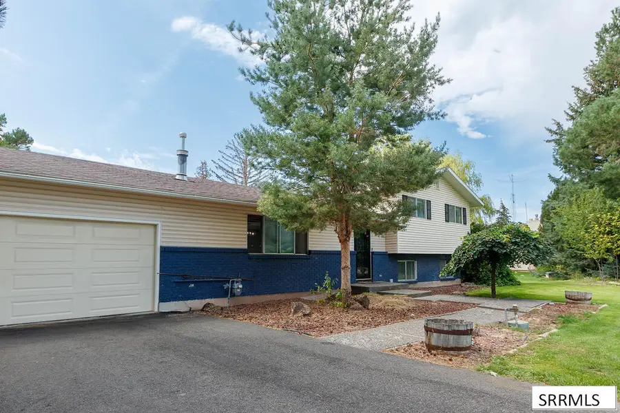 3850 Wanda Street, Ammon, ID 83406 - #2