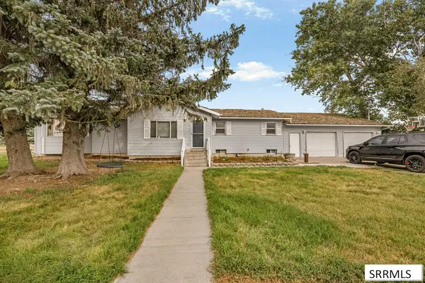 14122 5th E, IDAHO FALLS, ID 83401