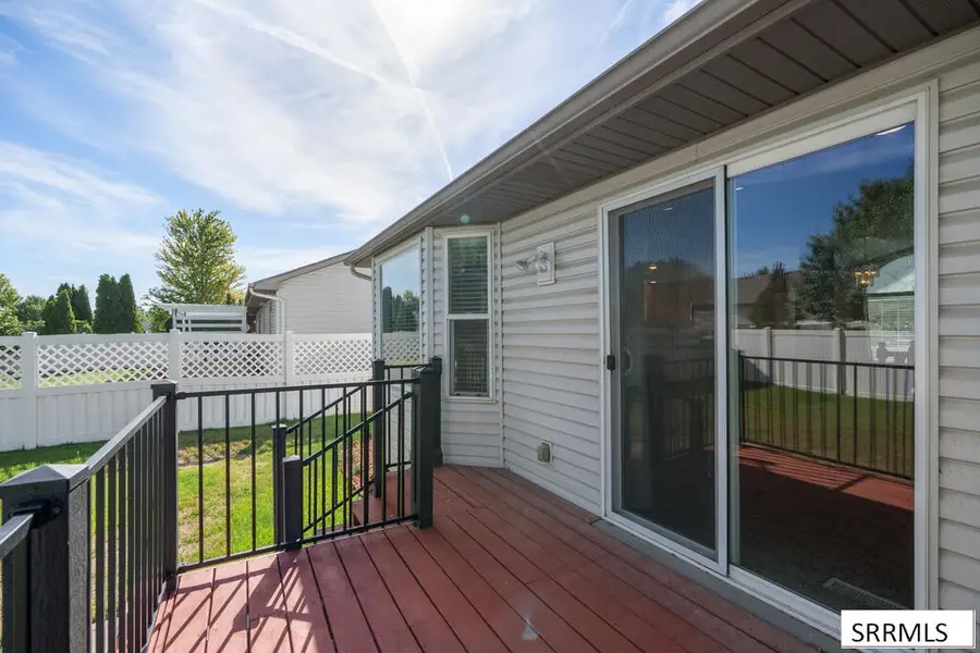 3673 John Adams Parkway, Ammon, ID 83406 - #3