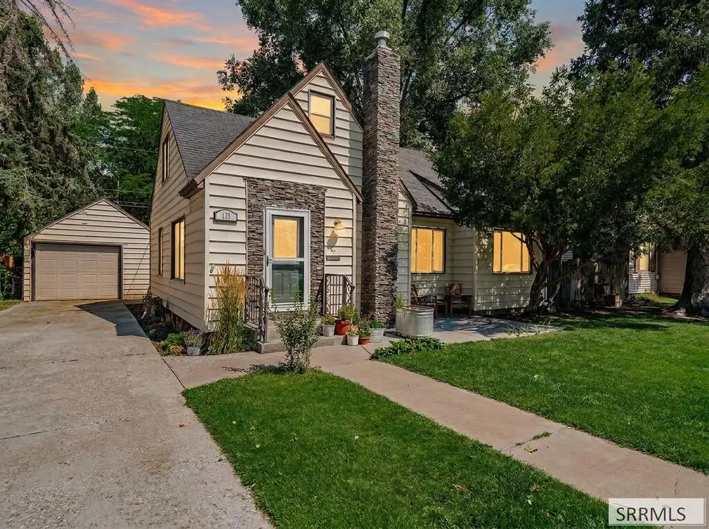 135 19th Street, Idaho Falls, ID 83404 - #1