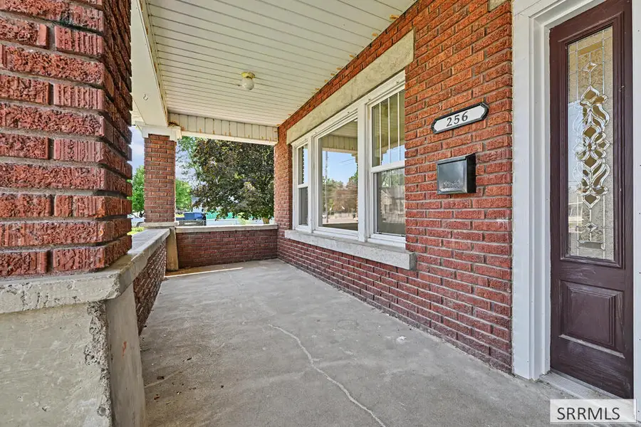 256 Center Street, Shelley, ID 83274 - #2