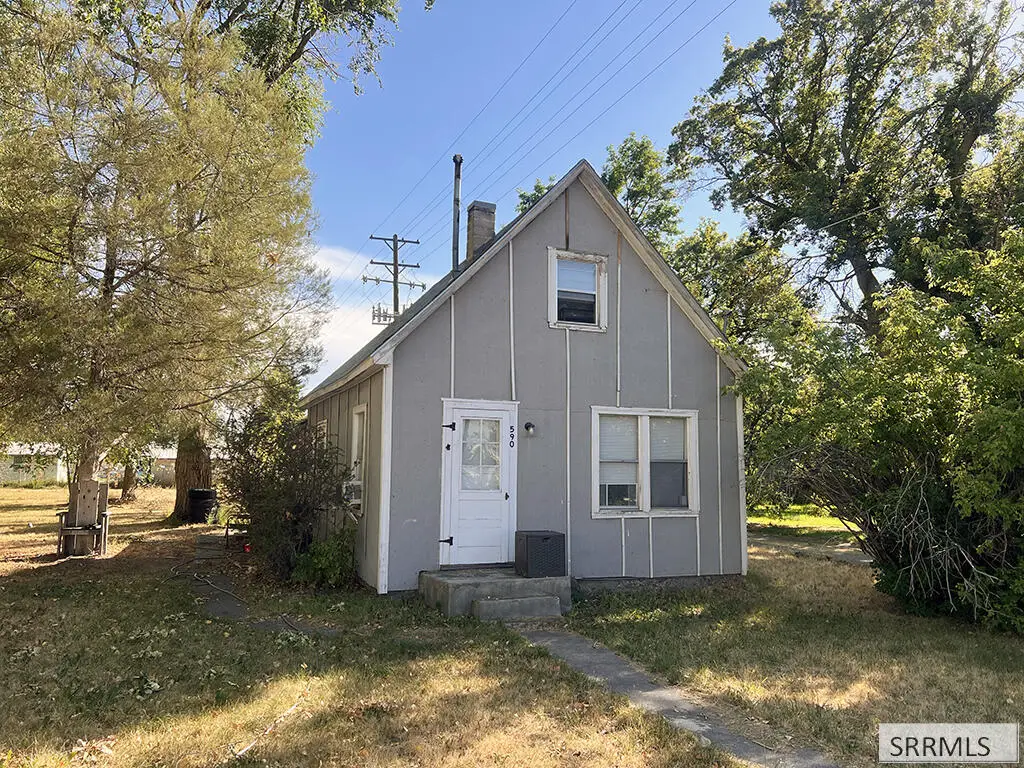 590 Wilson Avenue, Blackfoot, ID 83221 - #1