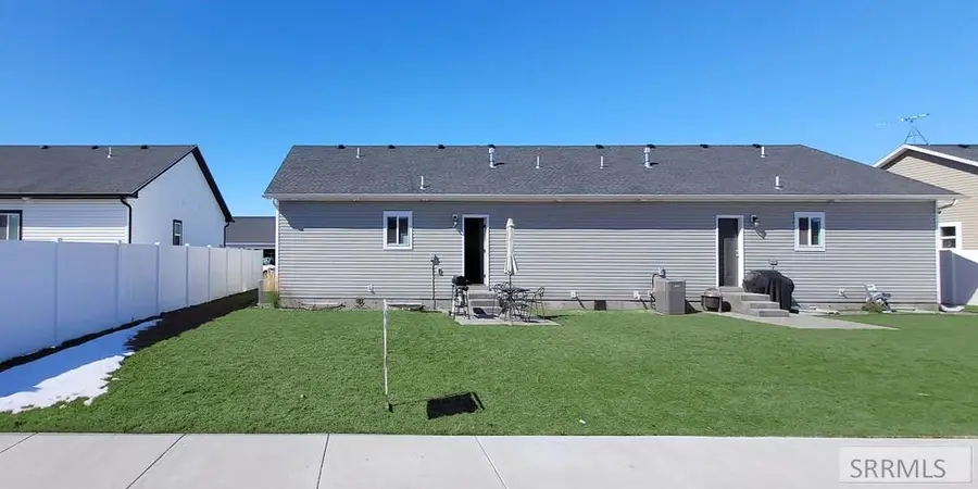 5796 Wildrose Ave, Idaho Falls, ID 83406 - #2
