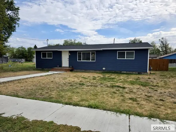 660 2nd E, ST ANTHONY, ID 83445