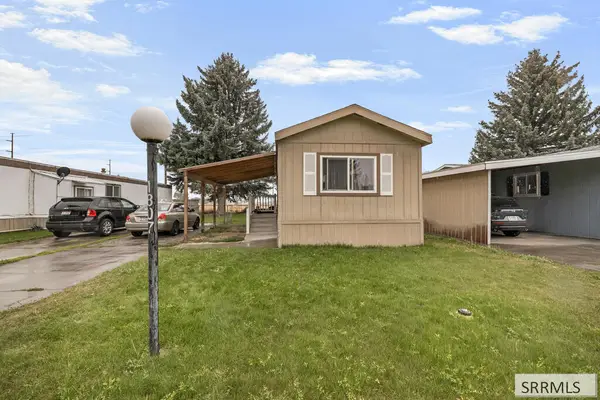 1807 Pinewood Drive, IDAHO FALLS, ID 83401