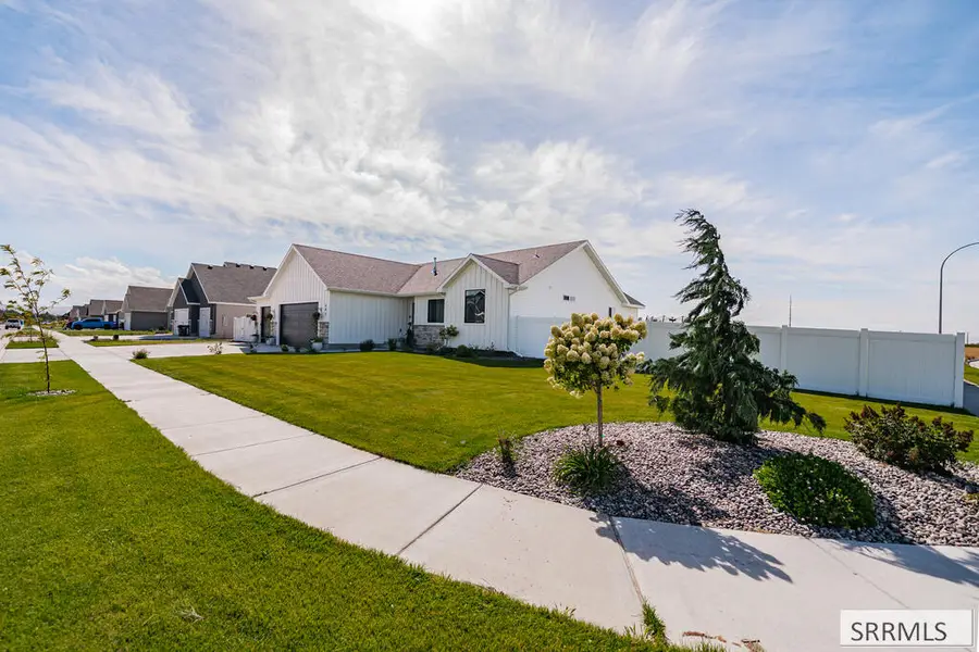 241 Galena Summit Dr, Idaho Falls, ID 83404 - #3