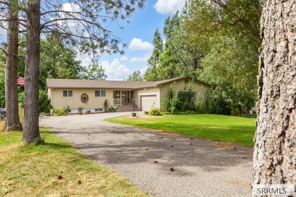 255 55 W, IDAHO FALLS, ID 83402