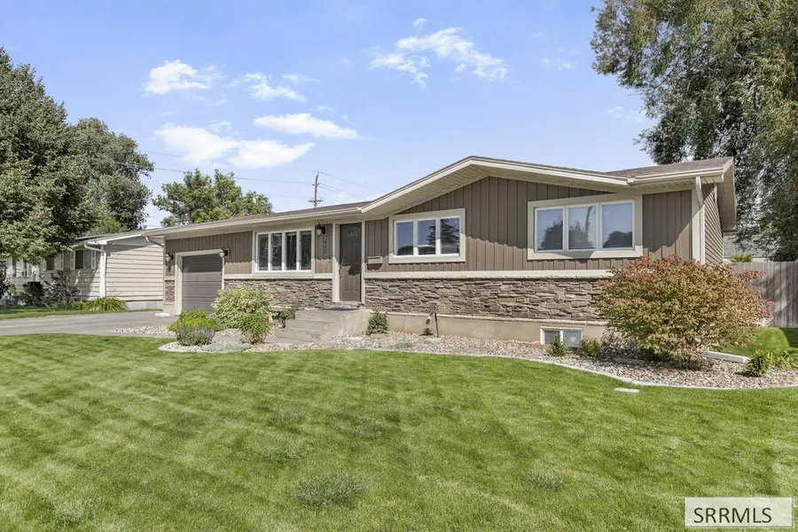 452 Spruce Drive, Idaho Falls, ID 83401 - #3