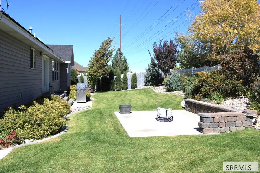 1194 Indian Hollow Drive, Ammon, ID 83401 - #3