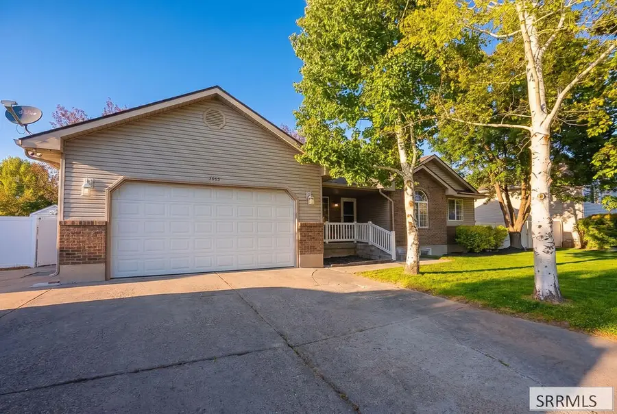 3865 Orchard Circle, Ammon, ID 83406 - #3