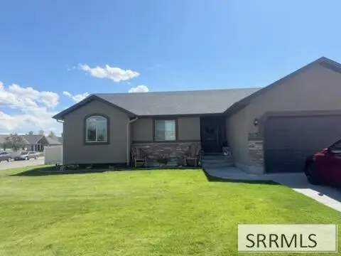 805 W Falcon Circle, Blackfoot, ID 83221 - #2