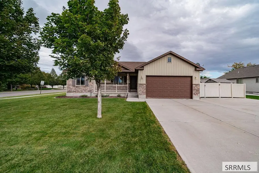 341 Oaktrail Drive, Rexburg, ID 83440 - #2
