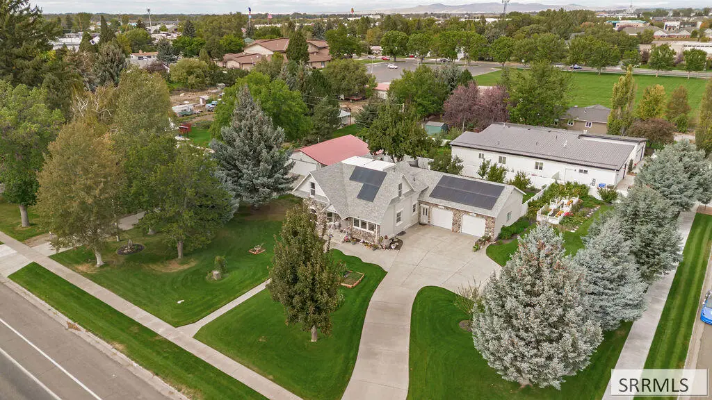 377 1st N, Rexburg, ID 83440 - #1