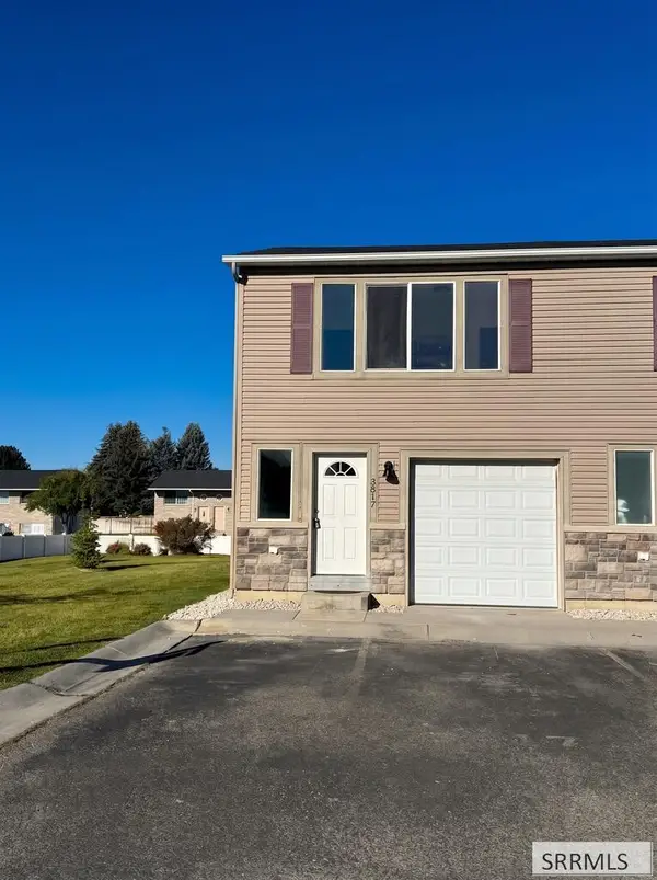 3517 Greenfield Drive, AMMON, ID 83406