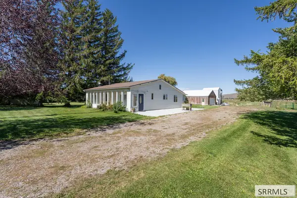 3695 700 N, MENAN, ID 83434