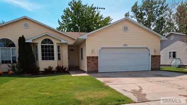 3290 Carolyn Lane, AMMON, ID 83406