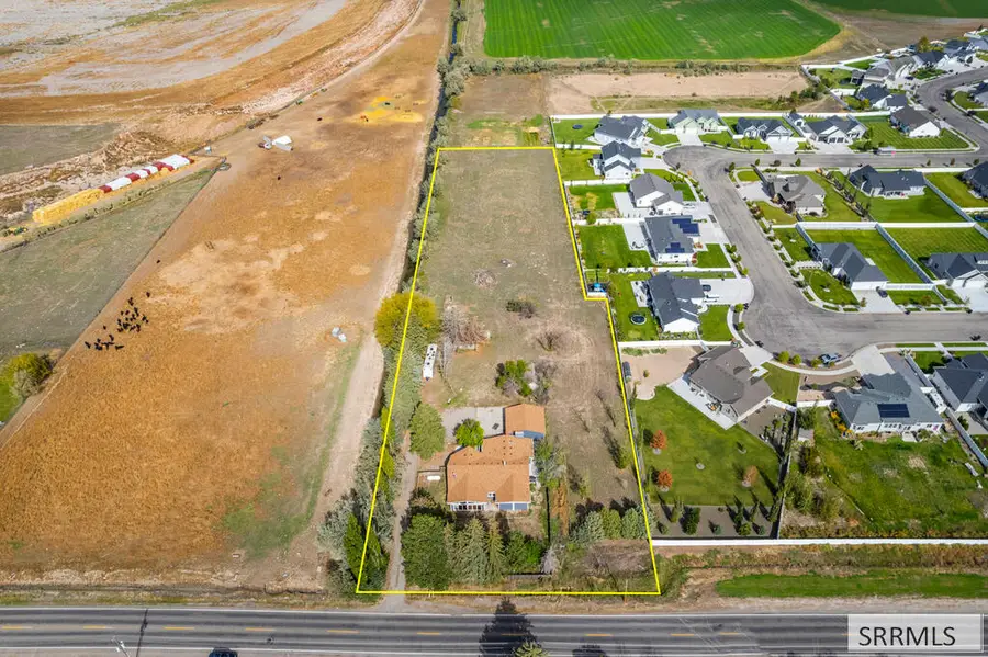 4011 49th S, Ammon, ID 83406 - #2