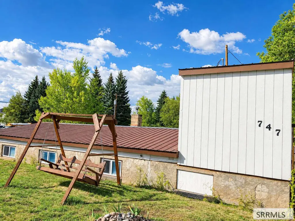 747 2nd N, Saint Anthony, ID 83445 - #1