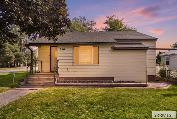 656 1st W, RIRIE, ID 83443