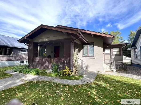 119 8th Street, IDAHO FALLS, ID 83402
