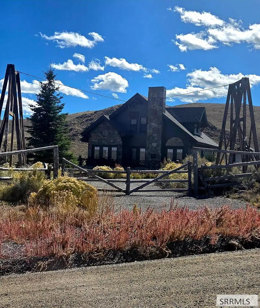 4609 Smelter, Mackay, ID 83251 - #2