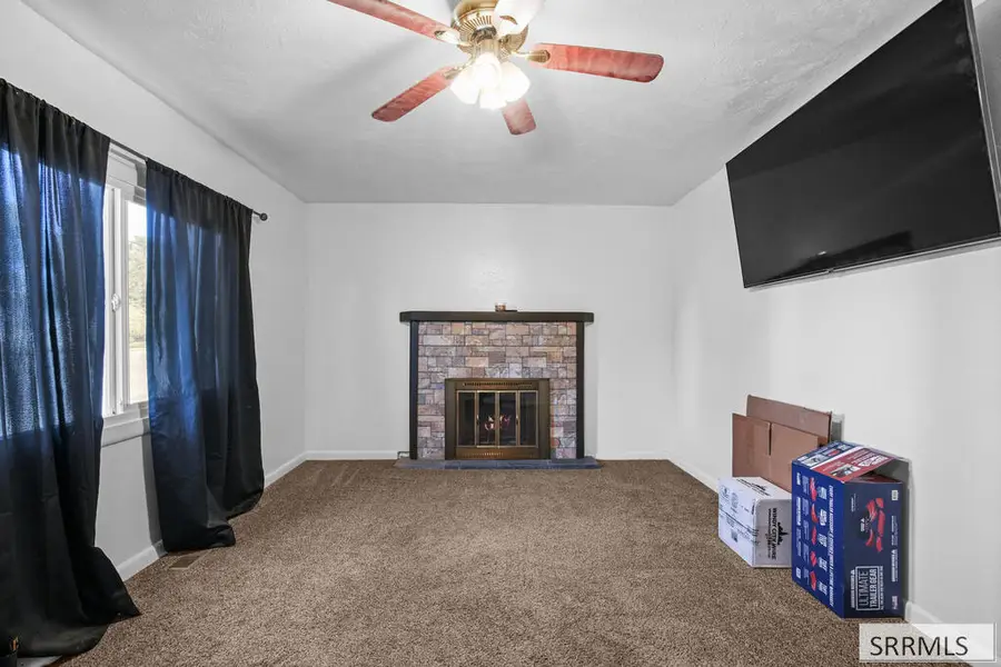 330 Center Street, Shelley, ID 83274 - #3
