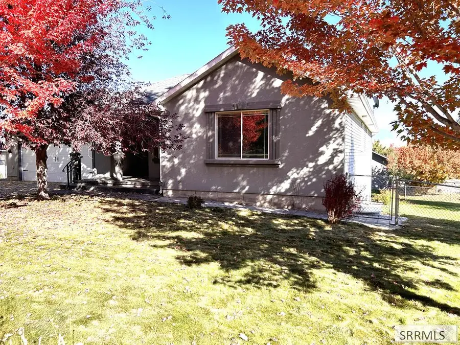 712 Monroe Street, Salmon, ID 83467 - #2