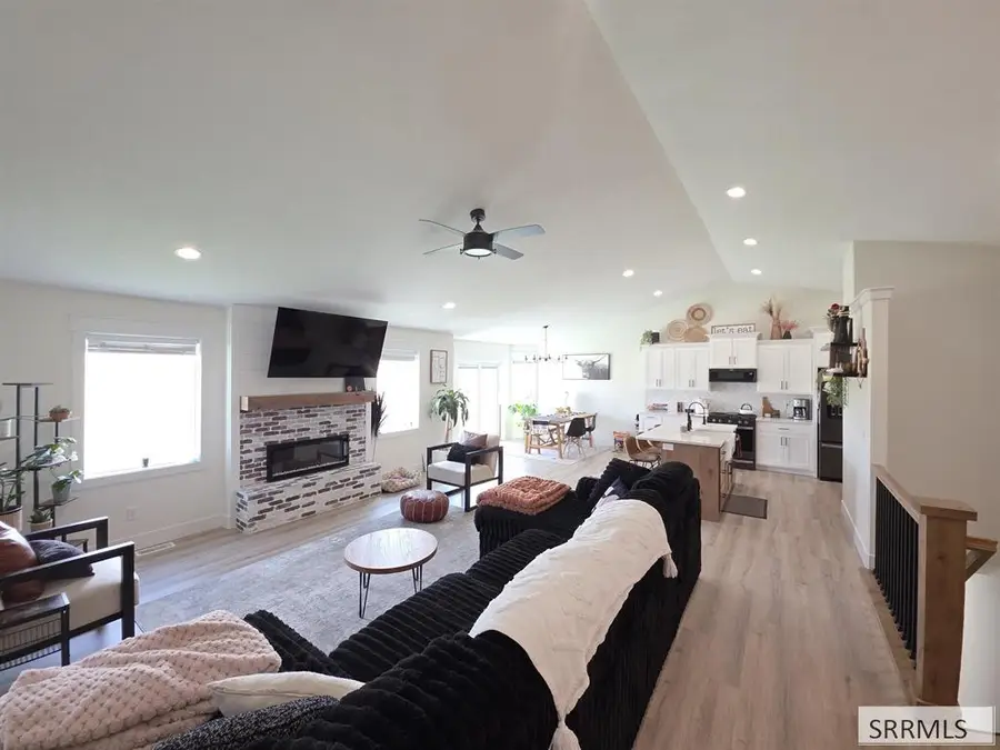 1177 Dolostone, Pocatello, ID 83201 - #2