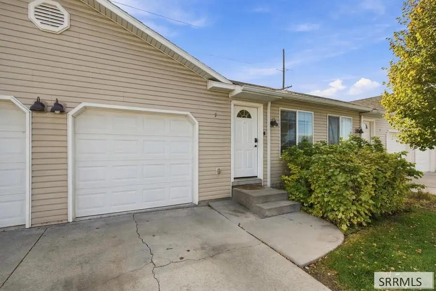 860 5th W #9, Rexburg, ID 83440 - #3
