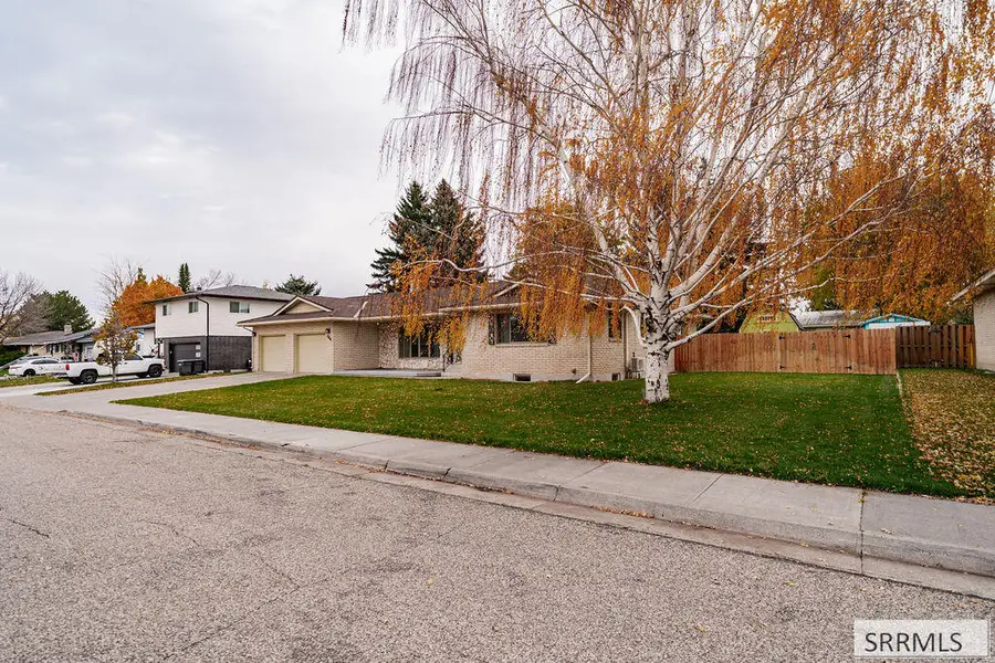 1154 Crescent Avenue, Idaho Falls, ID 83402 - #3