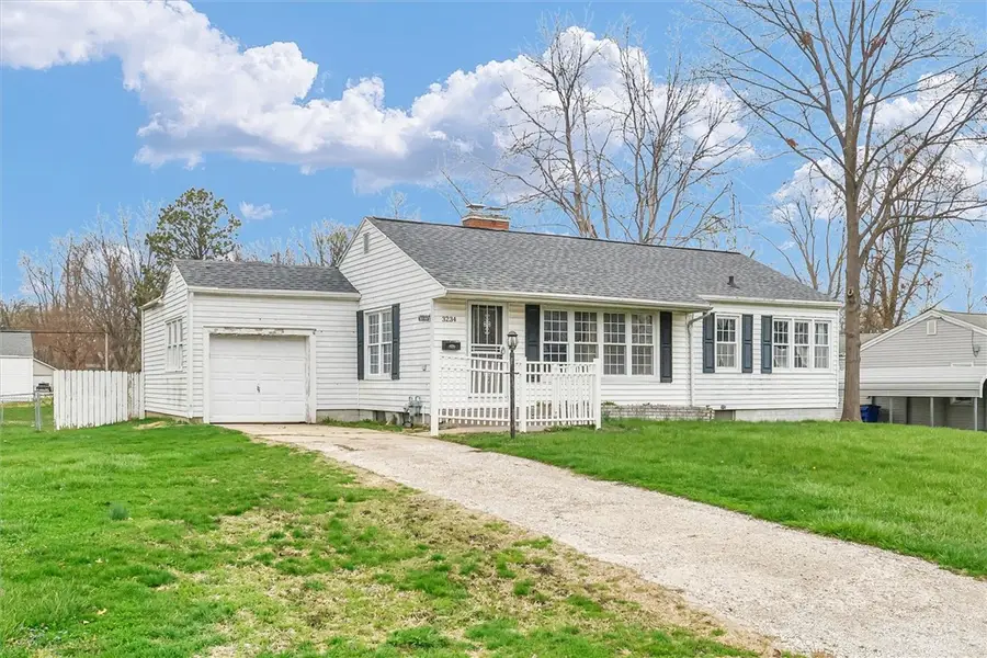 3234 E Fulton Avenue, Decatur, IL 62521 - Image #2