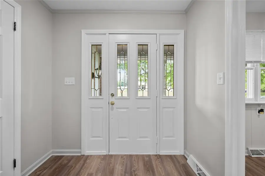 112 Allenwood Drive, Paris, IL 61944 - #2