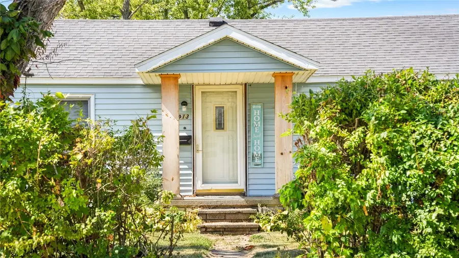 913 Forrest Street, Danville, IL 61832 - #2