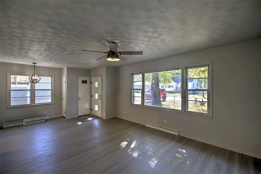 3948 E Grand Avenue, Decatur, IL 62526 - Image #3