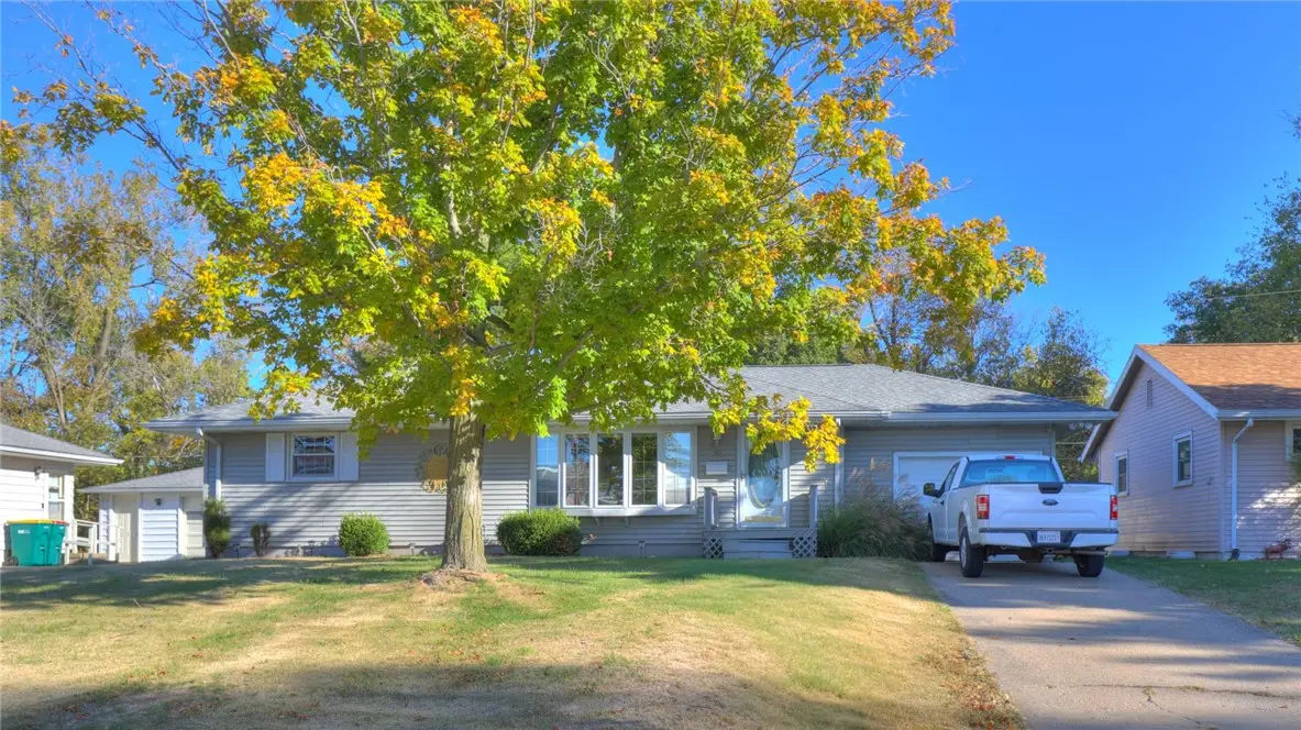 30 Sandcreek Drive, Decatur, IL 62521 - Image #1