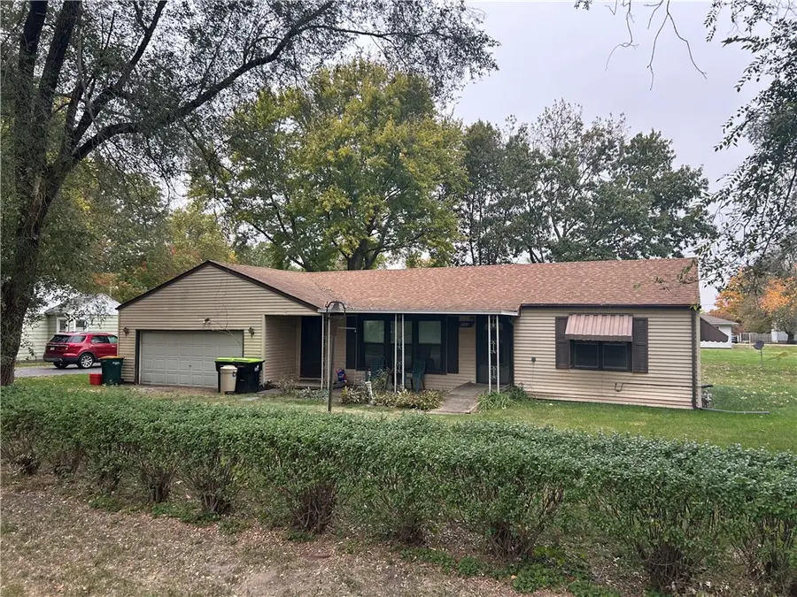 118 E Bower Street, Oreana, IL 62554 - Image #2