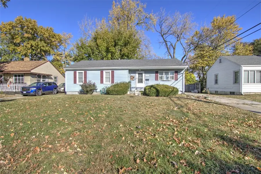 376 E Melrose Court, Decatur, IL 62526 - Image #3
