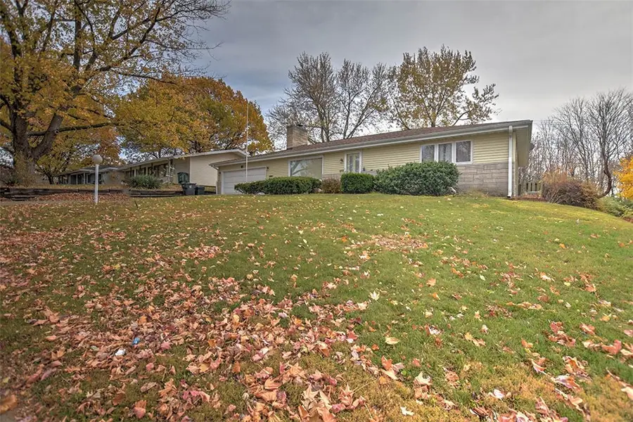 415 E Christine Drive, Decatur, IL 62526 - Image #2