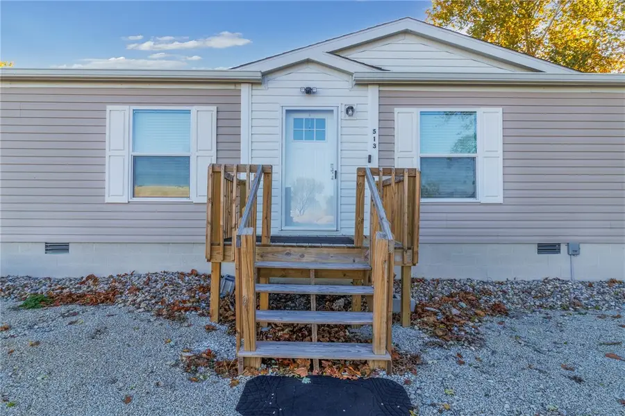 513 W North 1st Street, Stewardson, IL 62463 - Image #3