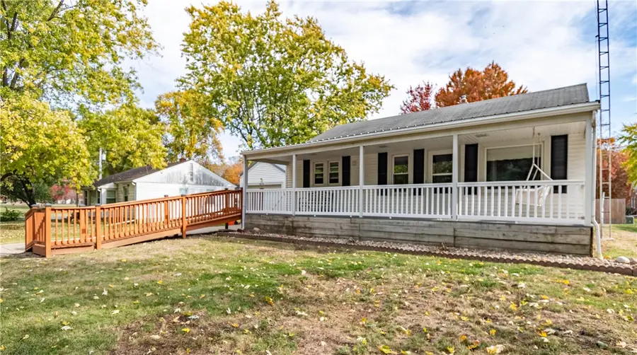 410 N Madison Street, Sullivan, IL 61951 - Image #2