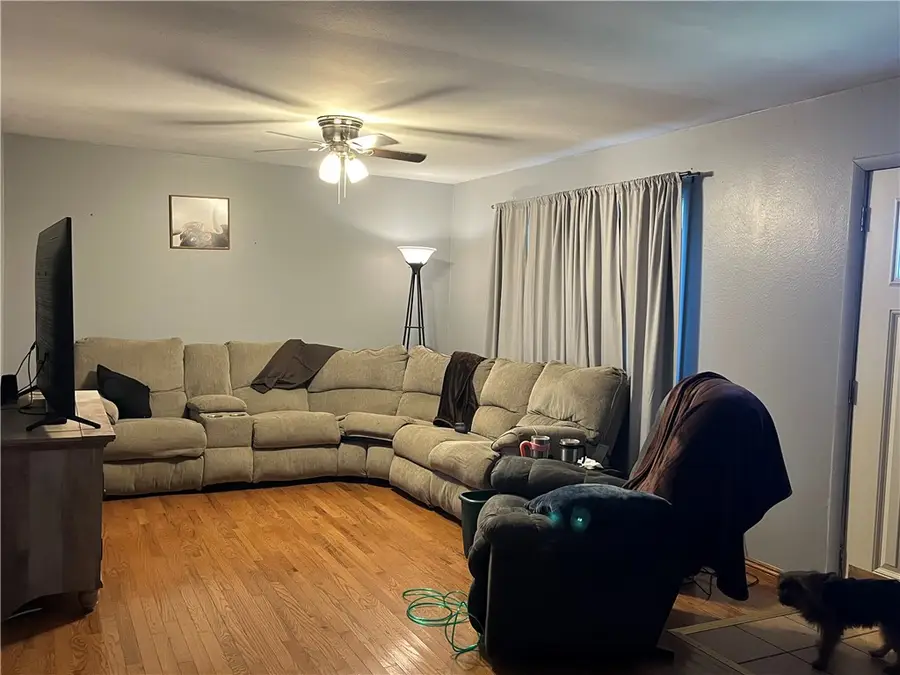 207 Washington Street, Bethany, IL 61914 - Image #3